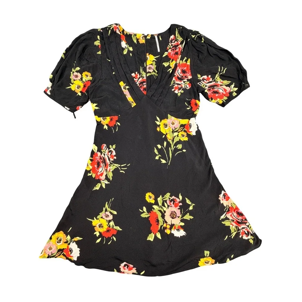 Free People Floral Mini Dress Black V-Neck Puff Sleeve Viscose‎ Size 4 OB998041